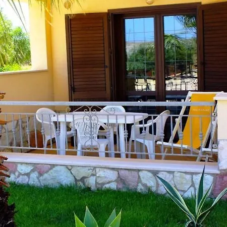Triscina Mare In Apartment *