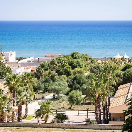 Triscina Mare In *